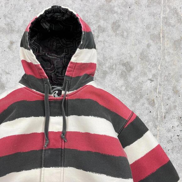 2000's Ripzone Insulated Zip Up Hoodie - Picture 2 of 5